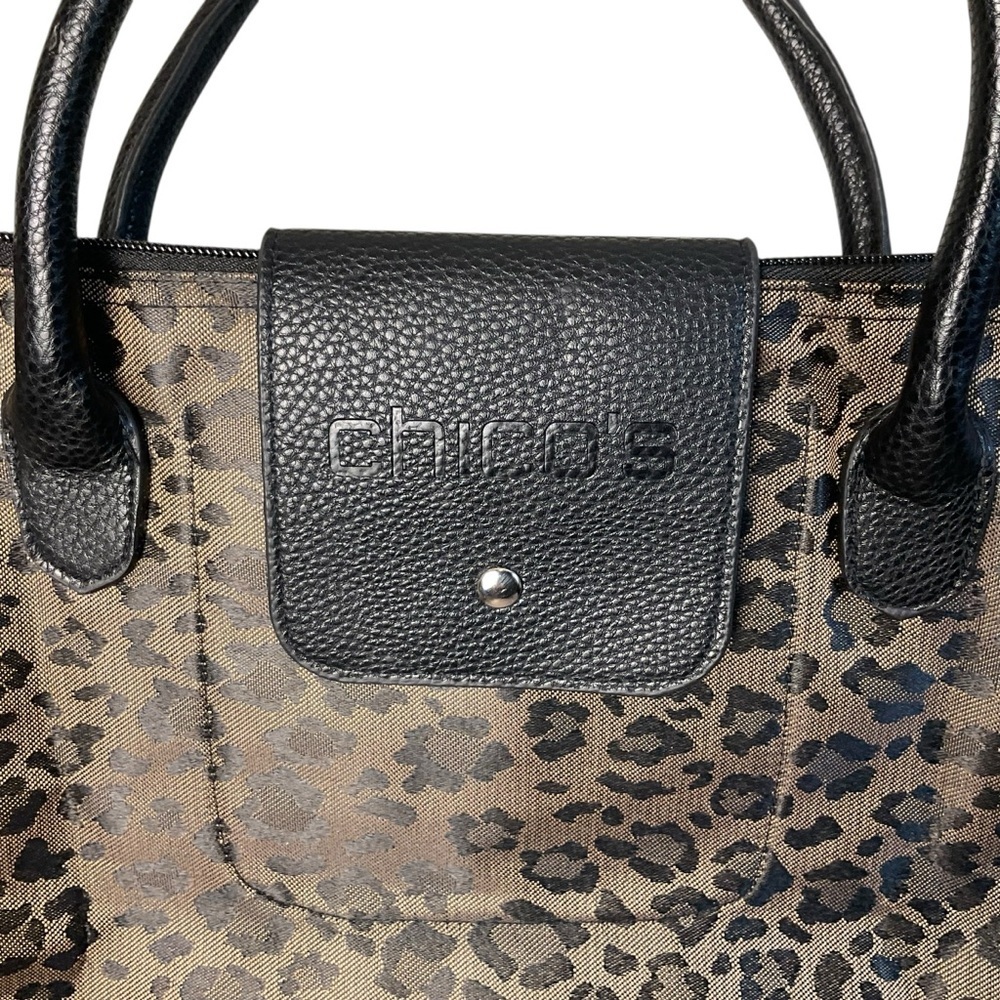 Leopard Print Foldable Tote Bag with Black Leather Trim — Chic Carryall - Picture 3 of 11